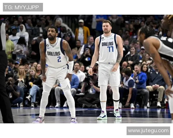 欧文对阵马刺狂砍57分精彩回顾与赛场实录分析 欧文对阵马刺狂砍57分精彩回顾与赛场实录分析