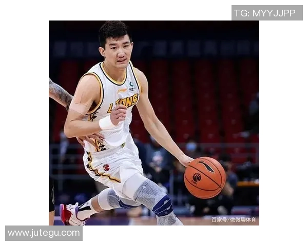 孙铭徽的篮球之路:从青涩少年到国家队核心的成长历程与辉煌成就 孙铭徽的篮球之路:从青涩少年到国家队核心的成长历程与辉煌成就