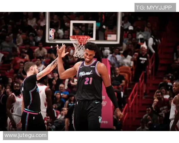 休斯顿火箭与迈阿密热火首播对决精彩回顾与赛后分析