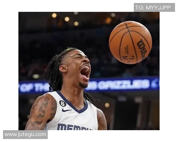 莫兰特复出首战狂砍38分灰熊球迷热情高呼MVP荣耀