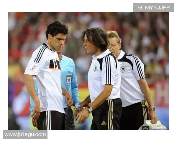 巴西与奥地利精彩对决比赛录像回顾与精彩瞬间分析